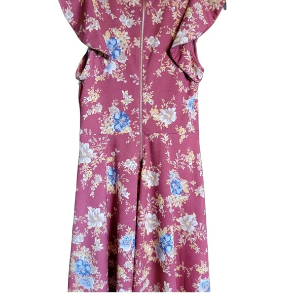 Pale Brick Red, Blue, Yellow Flower Dress w/Flutter Sleeves - Sz M - Like New! - Picture 2 of 4